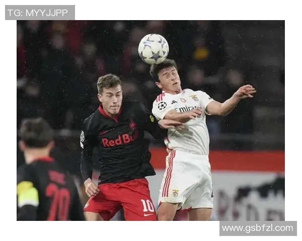 足总杯激战成平局里昂与本菲卡斗智斗勇引发全场热烈反响