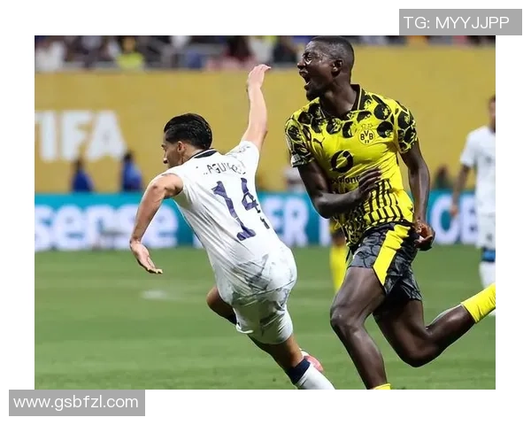 足总杯精彩对决多特蒙德与皇马激战成平局引发全场沸腾