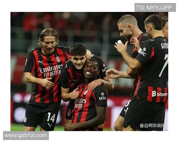 世界杯历史冷门AC米兰逆转那不勒斯引爆全场激情时刻