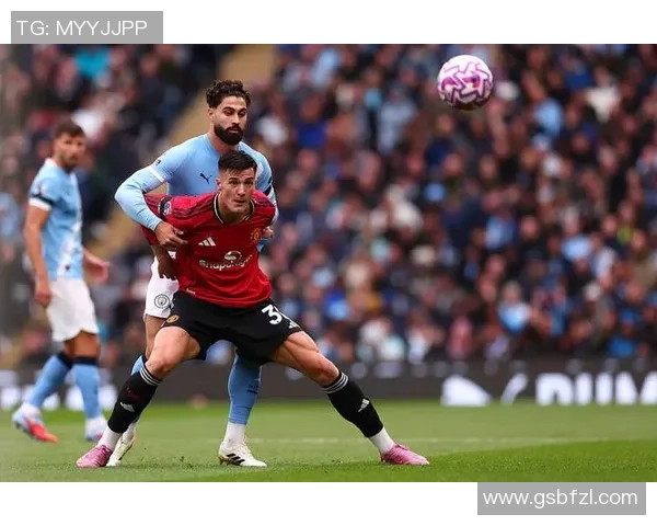 德甲激战：巴黎圣日耳曼逆转曼城红牌争议引发全场热议