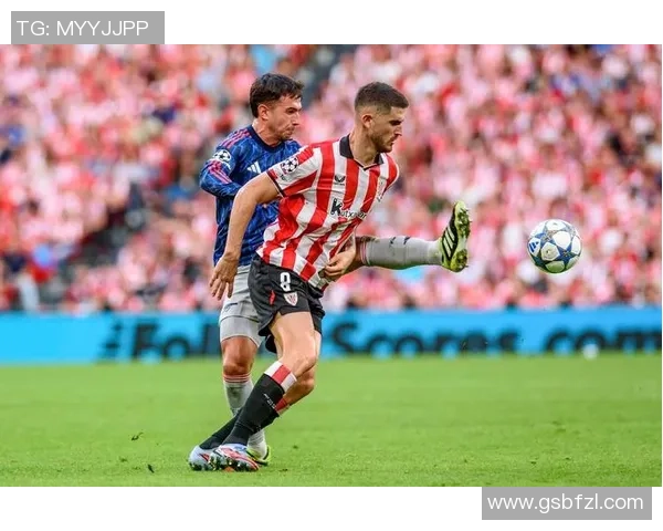 欧冠精彩对决：里昂大胜巴黎圣日耳曼补时进球引发全场狂欢