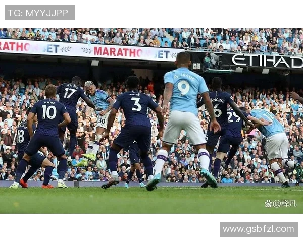 英超精彩对决:里昂与阿森纳激战成平局补时进球引发全场狂欢